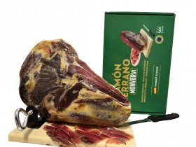 Хамон Serrano Monvervi без кістки 1.8-2 кг з підставкою і ножем